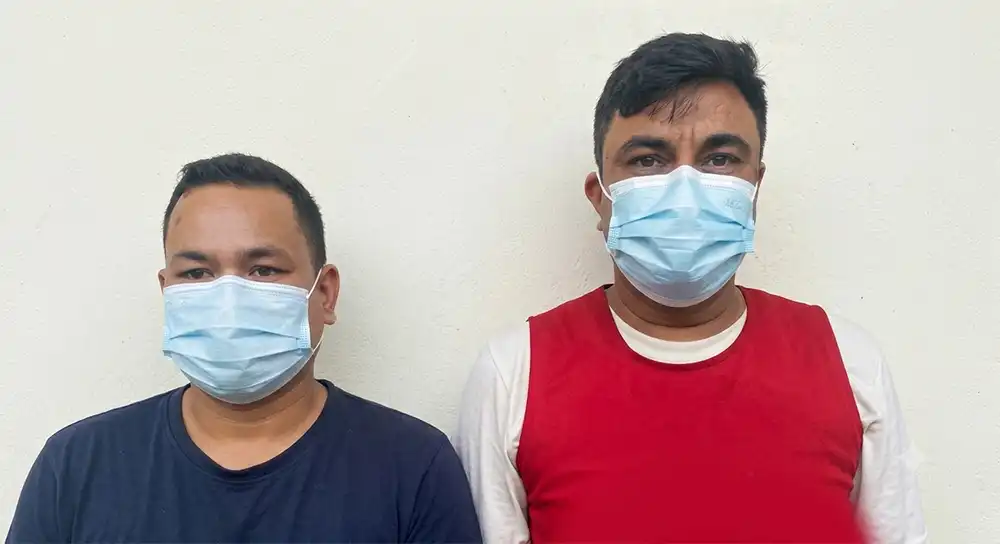 सुनचाँदी पसल चोरी भएको नाटक रच्ने मालिक र कामदार पक्राउ